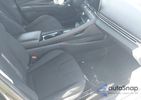 2023 Hyundai Elantra Sel from USA, damaged, VIN 5NPLS4AG3PH087481